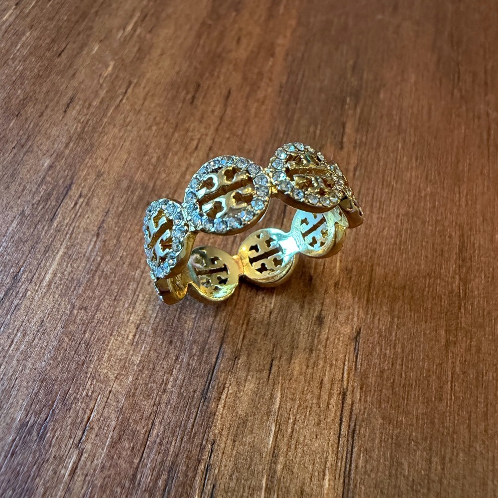 Tory Burch Pave Logo Circle Band in Gold 8